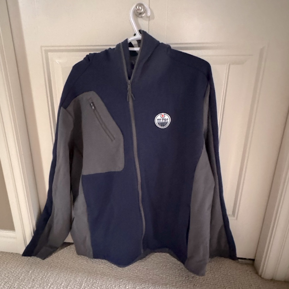 Men's Edmonton Oilers Levelwear Navy and Gray Zip-Up Jacket
